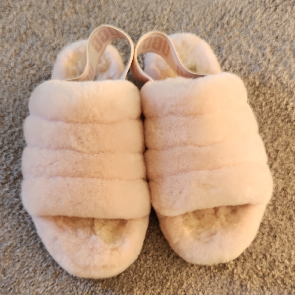 UGG Pink Plush Slippers Open-Toe Slip-On